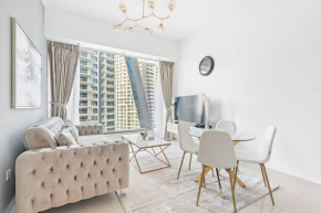 StoneTree - Modern 1BR near Dubai Marina Mall